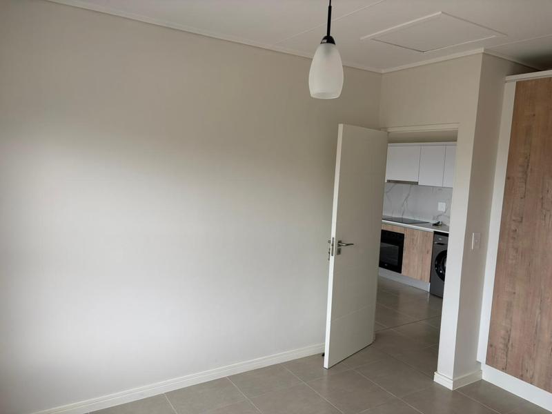To Let 1 Bedroom Property for Rent in Richwood Western Cape